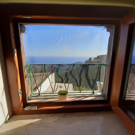 Carmineholidayhouse アパートホテル